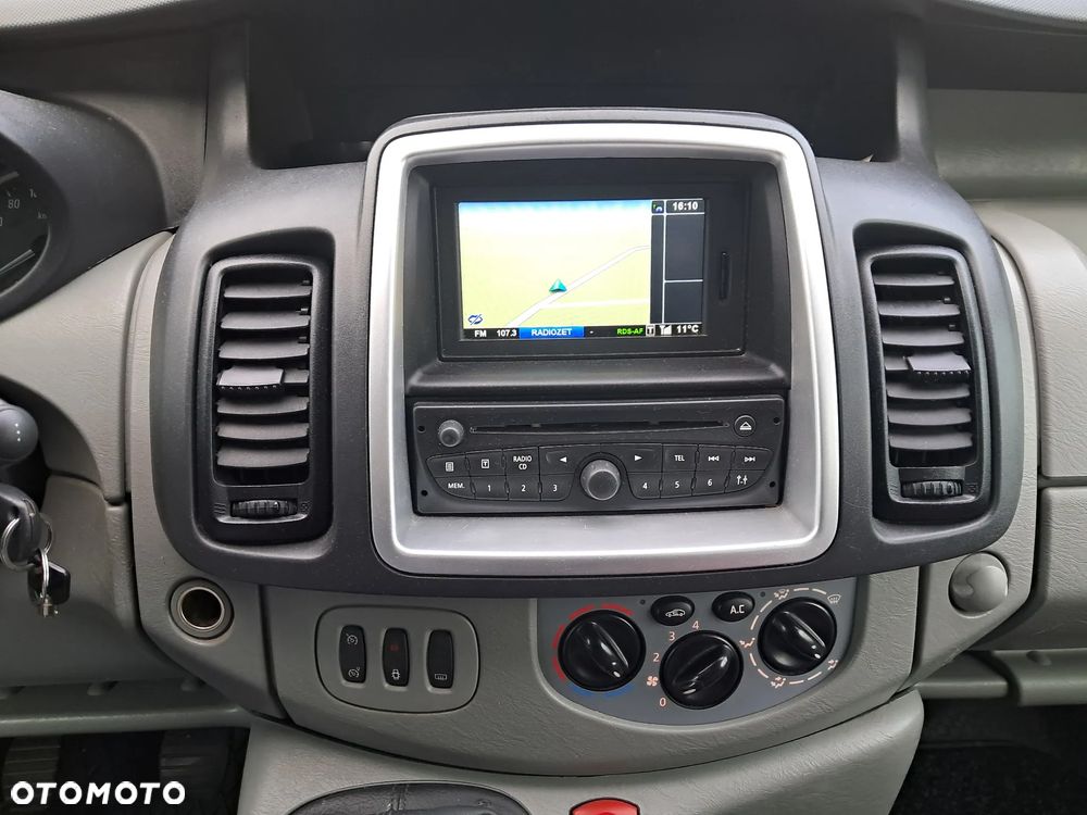 Opel Vivaro - 13