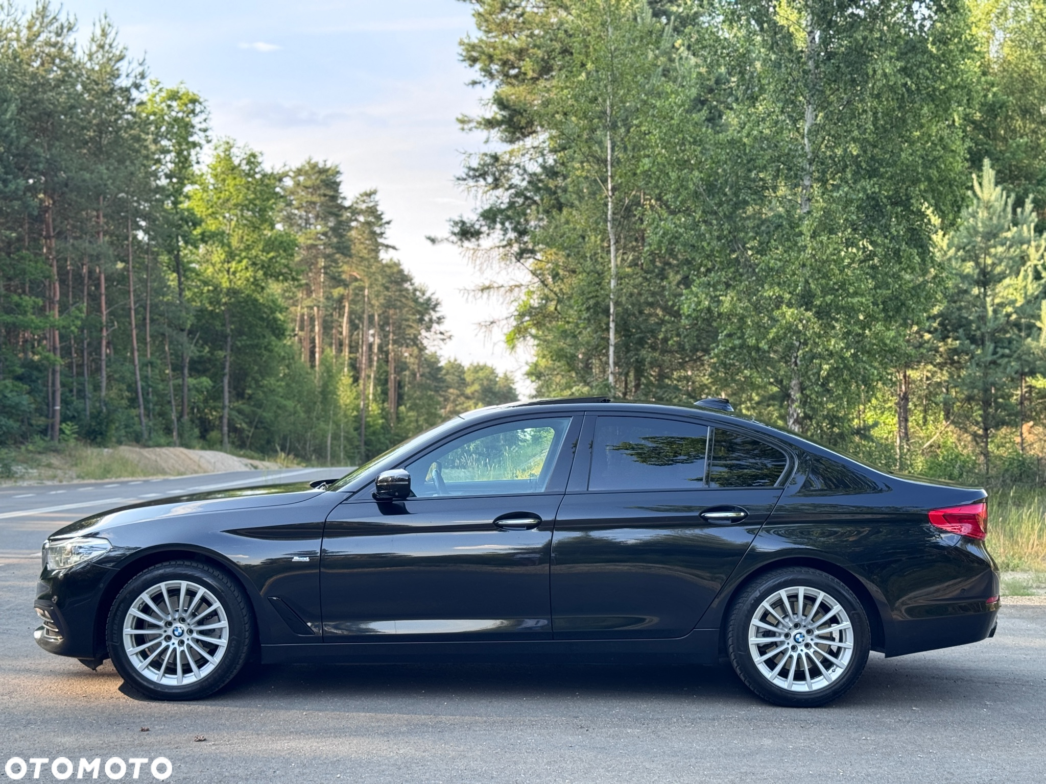 BMW Seria 5 520d Sport Line - 28
