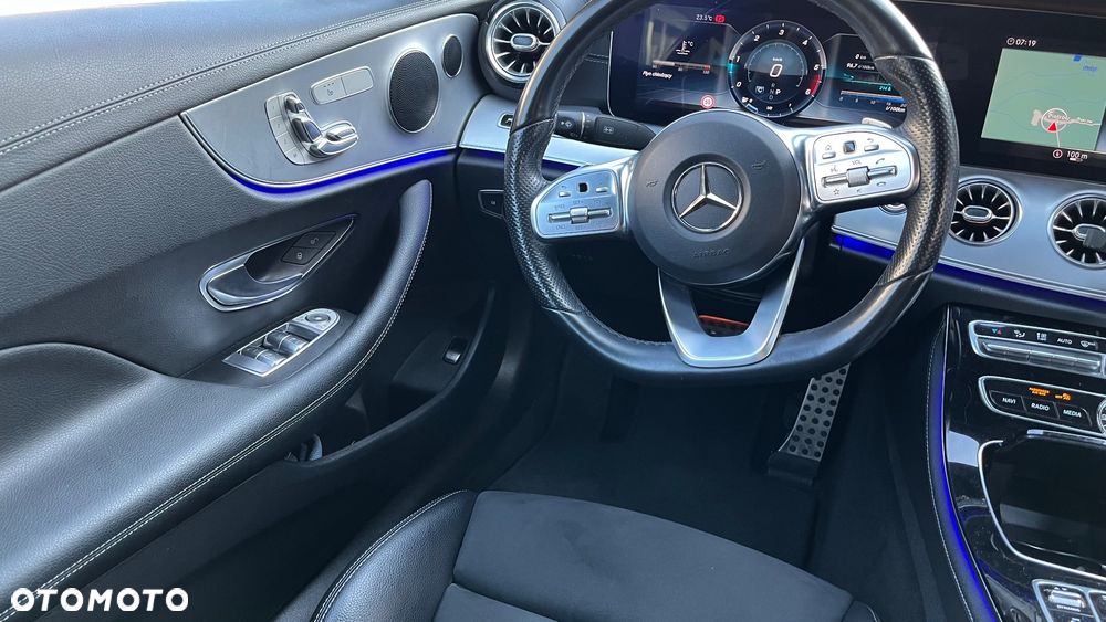 Mercedes-Benz Klasa E 300 d 9G-TRONIC AMG Line - 28
