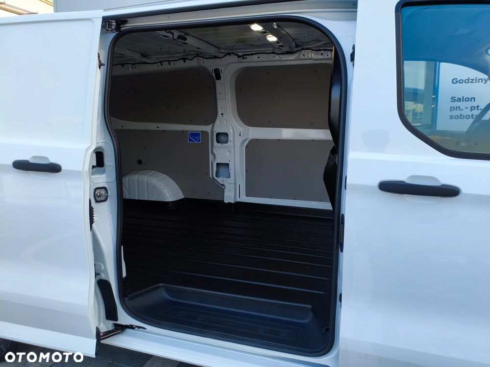 Ford E-Transit Custom - 3
