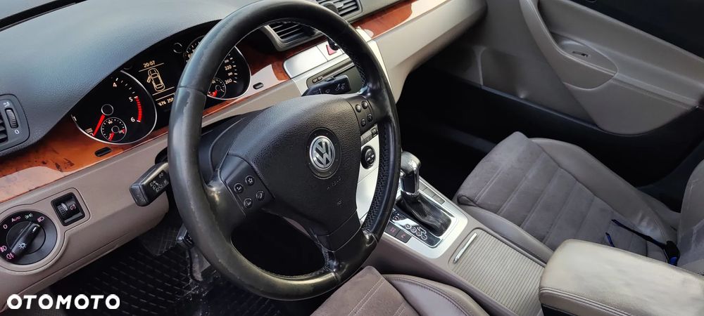 Volkswagen Passat 2.0 TDI DPF Highline DSG - 7