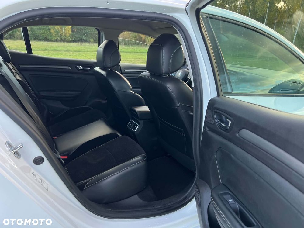 Renault Megane 1.5 Blue dCi Intens - 18