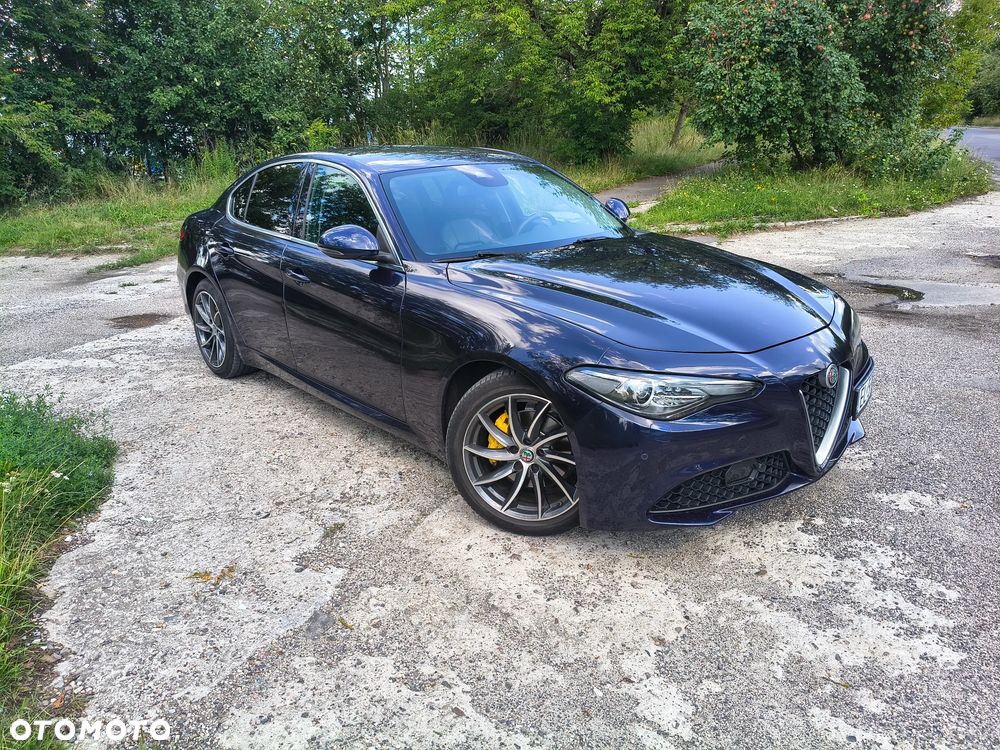 Alfa Romeo Giulia - 8