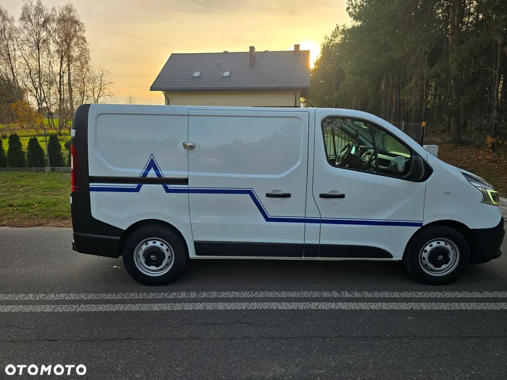 Renault TRAFIC - 4