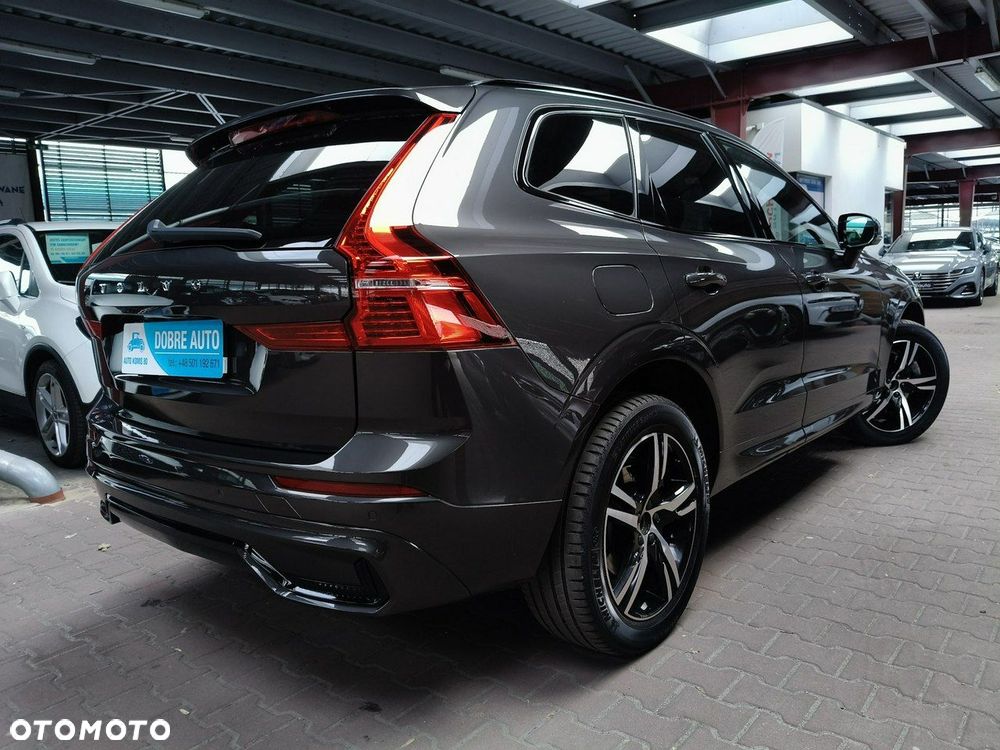 Volvo XC 60 T6 AWD Plug-In Hybrid R-Design - 5