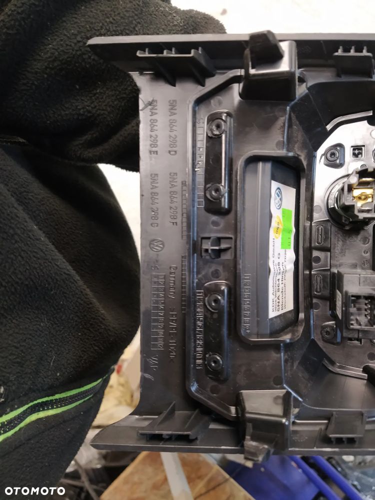 VW TIGUAN II TUNEL KRATKA NAWIEWU PANEL TYŁ TYLNY PORT USB ORYGINAŁ - 7