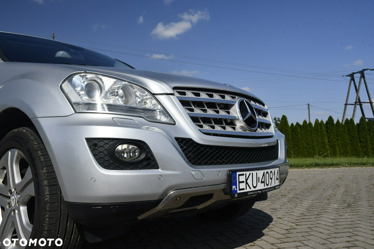 Mercedes-Benz ML - 12