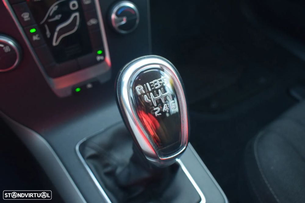Volvo V40 1.6 D2 Summum - 12
