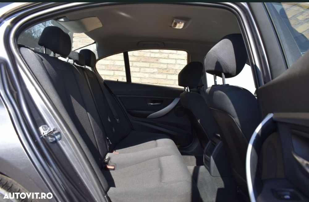 BMW Seria 3 ver-320i-aut- - 7