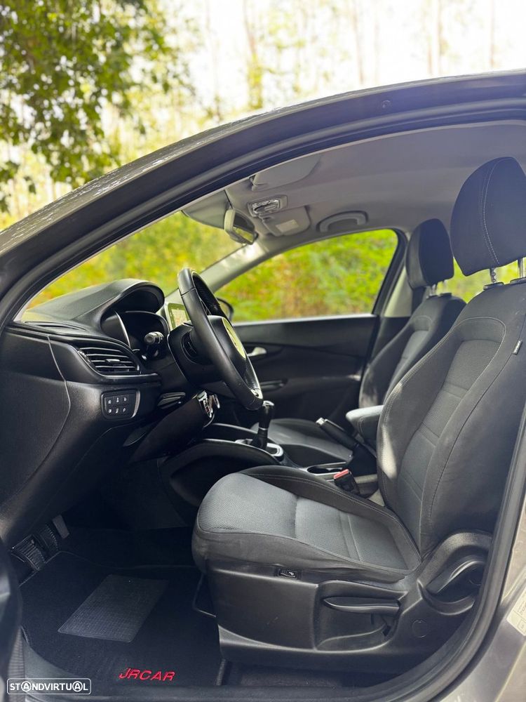 Fiat Tipo 1.3 M-Jet Lounge - 23