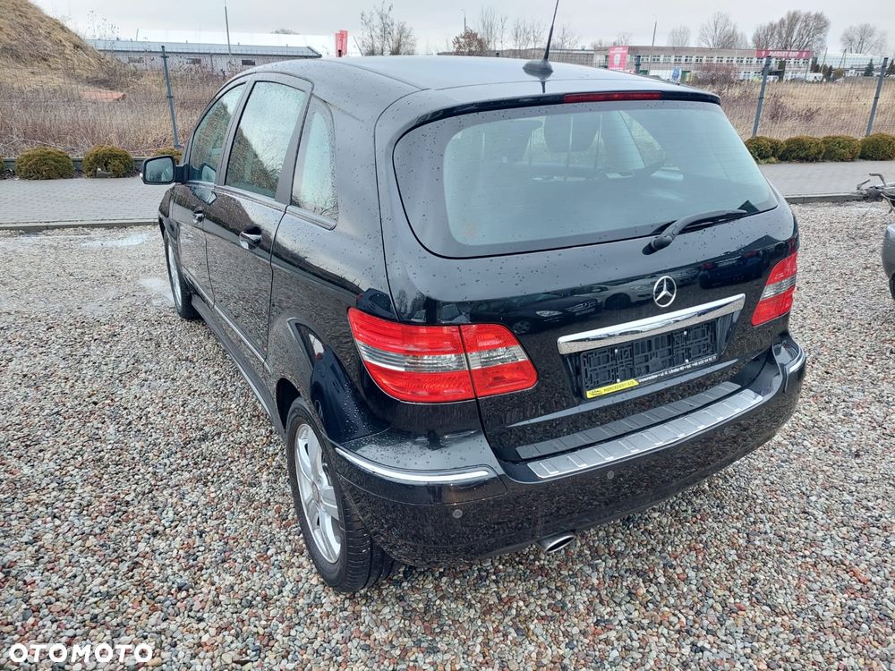 Mercedes-Benz Klasa B 180 Autotronic - 6