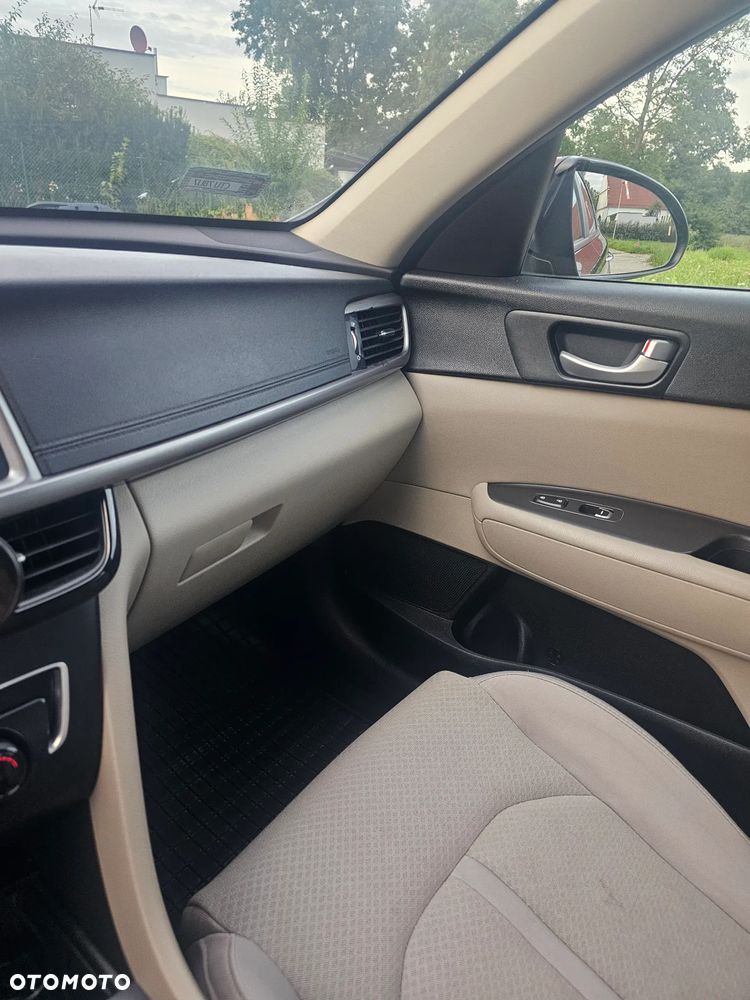 Kia Optima - 9