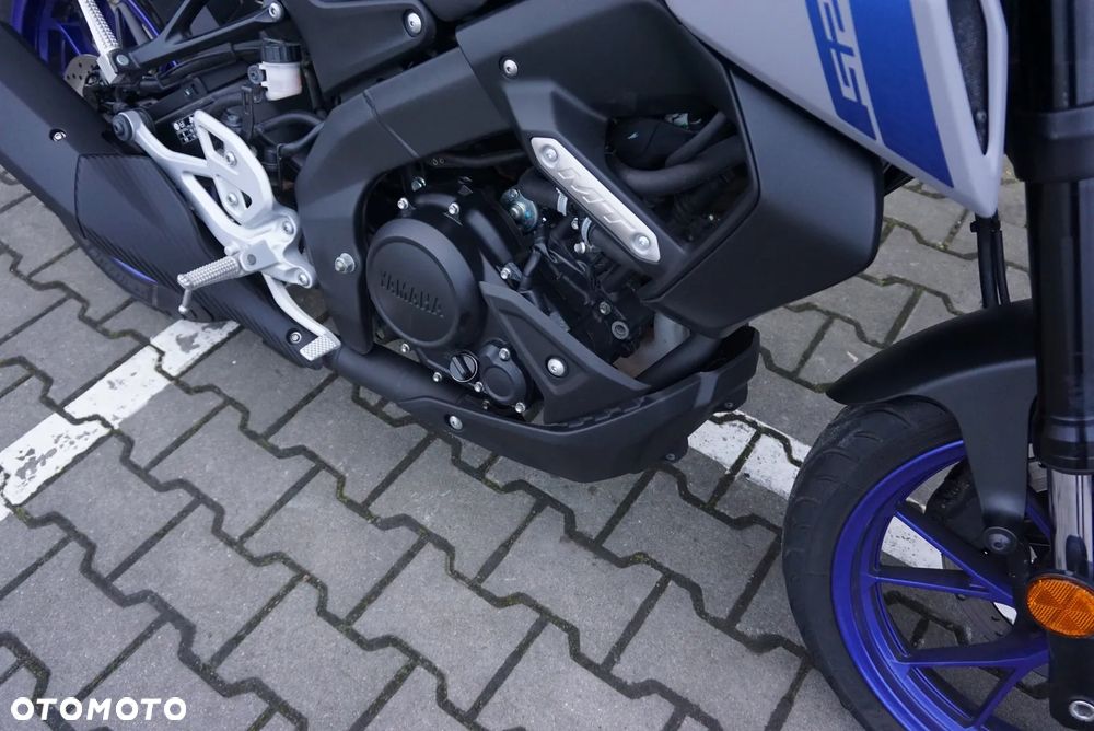 Yamaha MT - 8