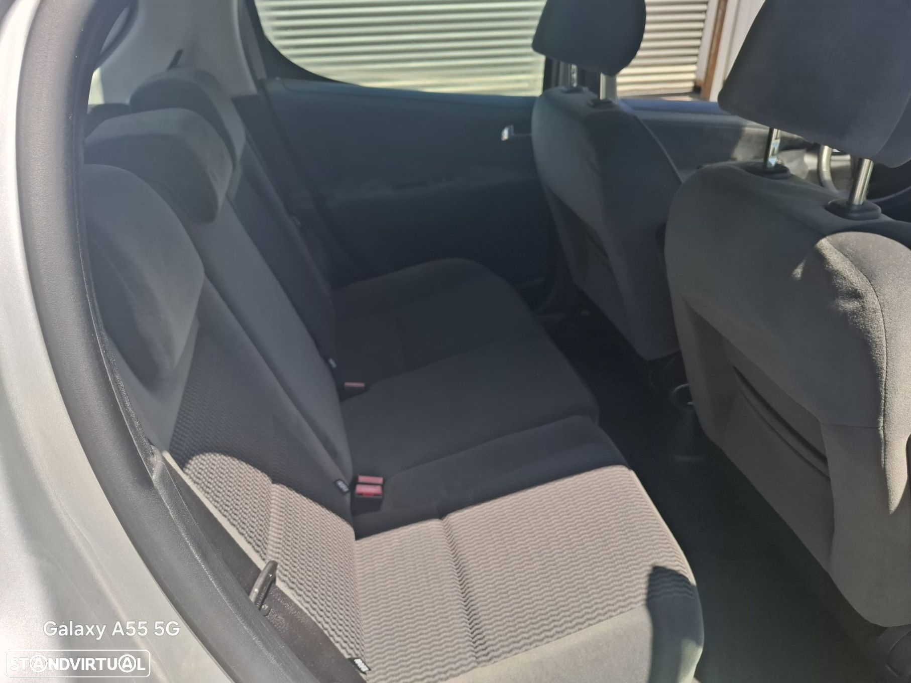 Peugeot 207 1.4 16V Premium - 19