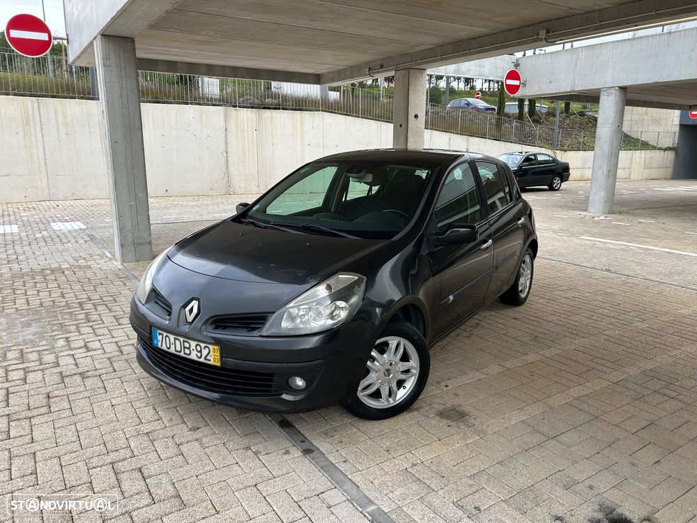 Renault Clio 1.2 16V Dynamique S - 2