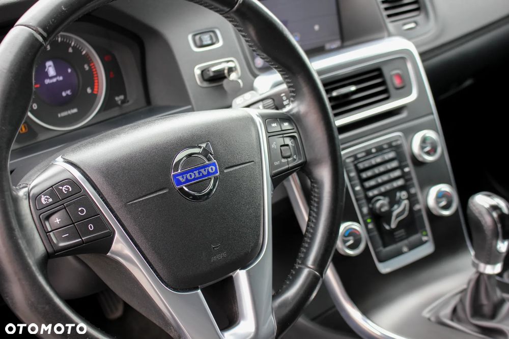 Volvo V60 D2 Ocean Race - 12