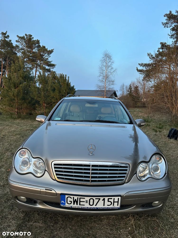 Mercedes-Benz Klasa C 240 4Matic Avantgarde - 5