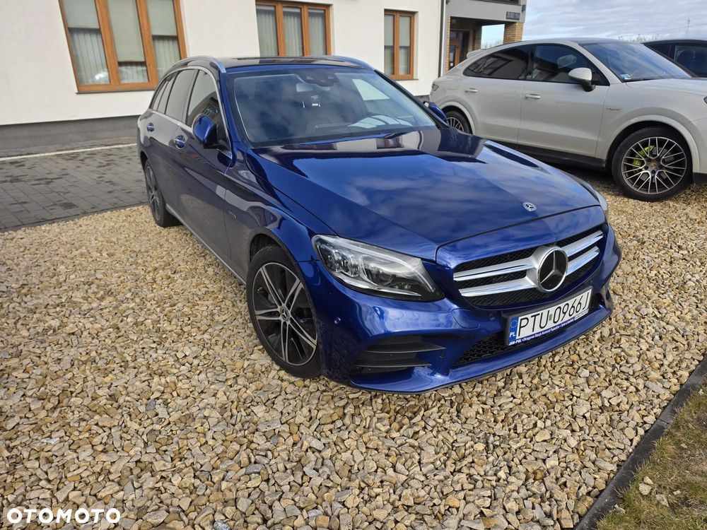 Mercedes-Benz C-Class 2020 photo 2