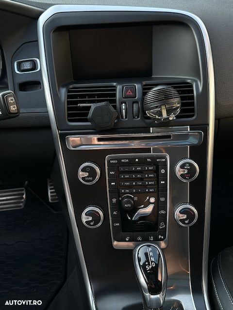 Volvo XC 60 - 18