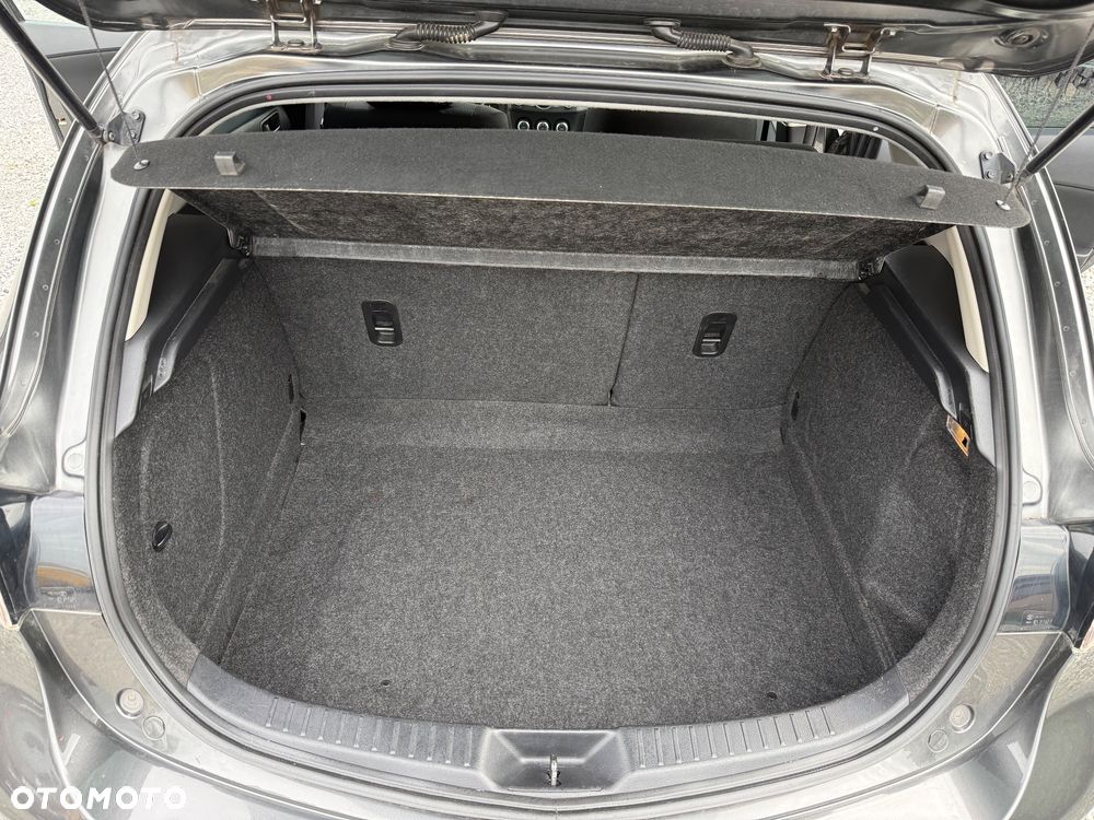 Mazda 3 1.6 Exclusive + - 35