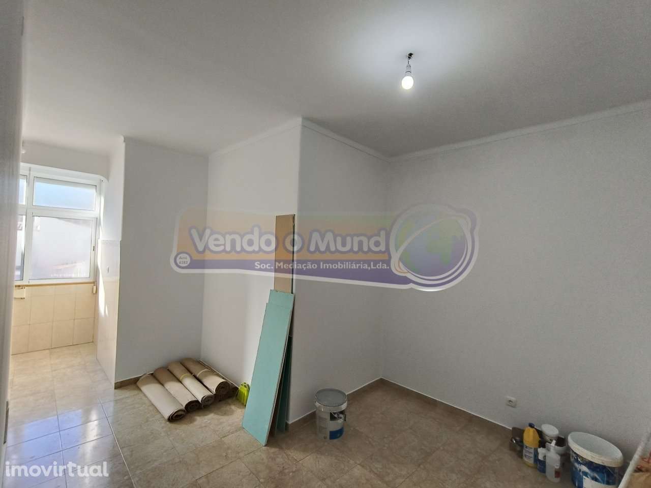 Prédio em Alhandra (ALH026) - Grande imagem: 5/14