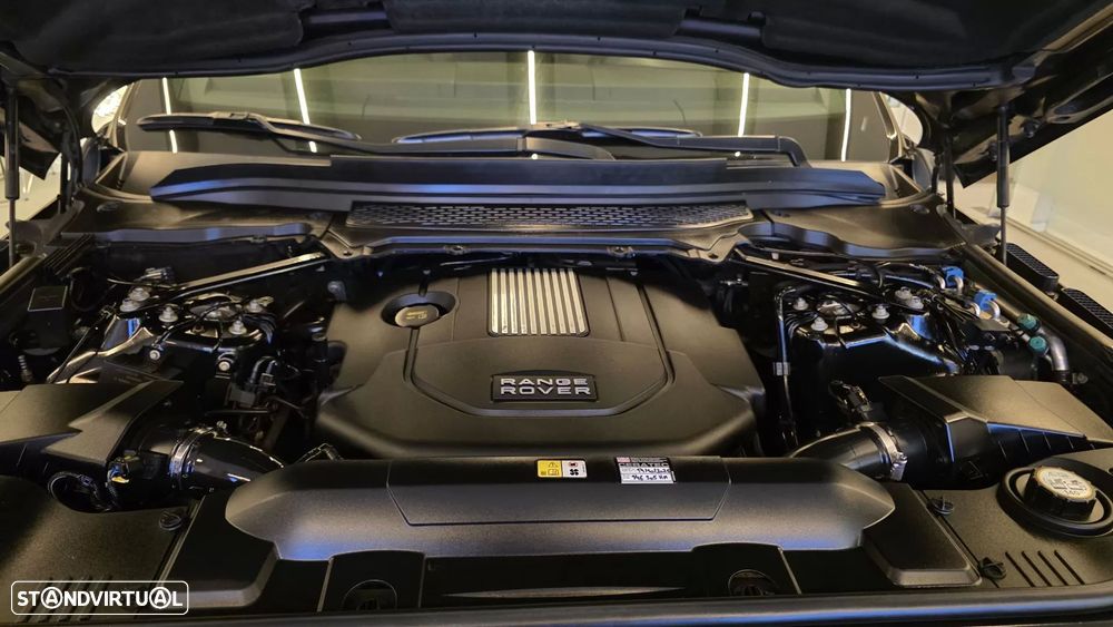 Land Rover Range Rover Sport 3.0 TDV6 HSE Dynamic - 30