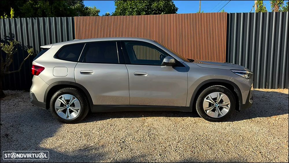 BMW iX1 xDrive30 - 7
