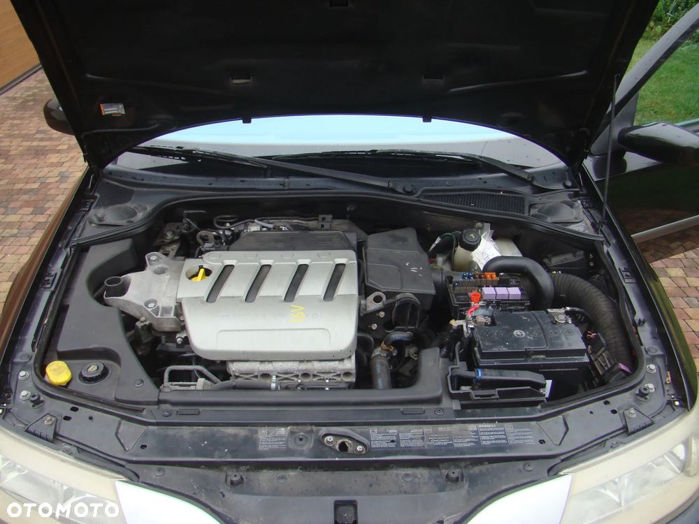 Renault Laguna - 10