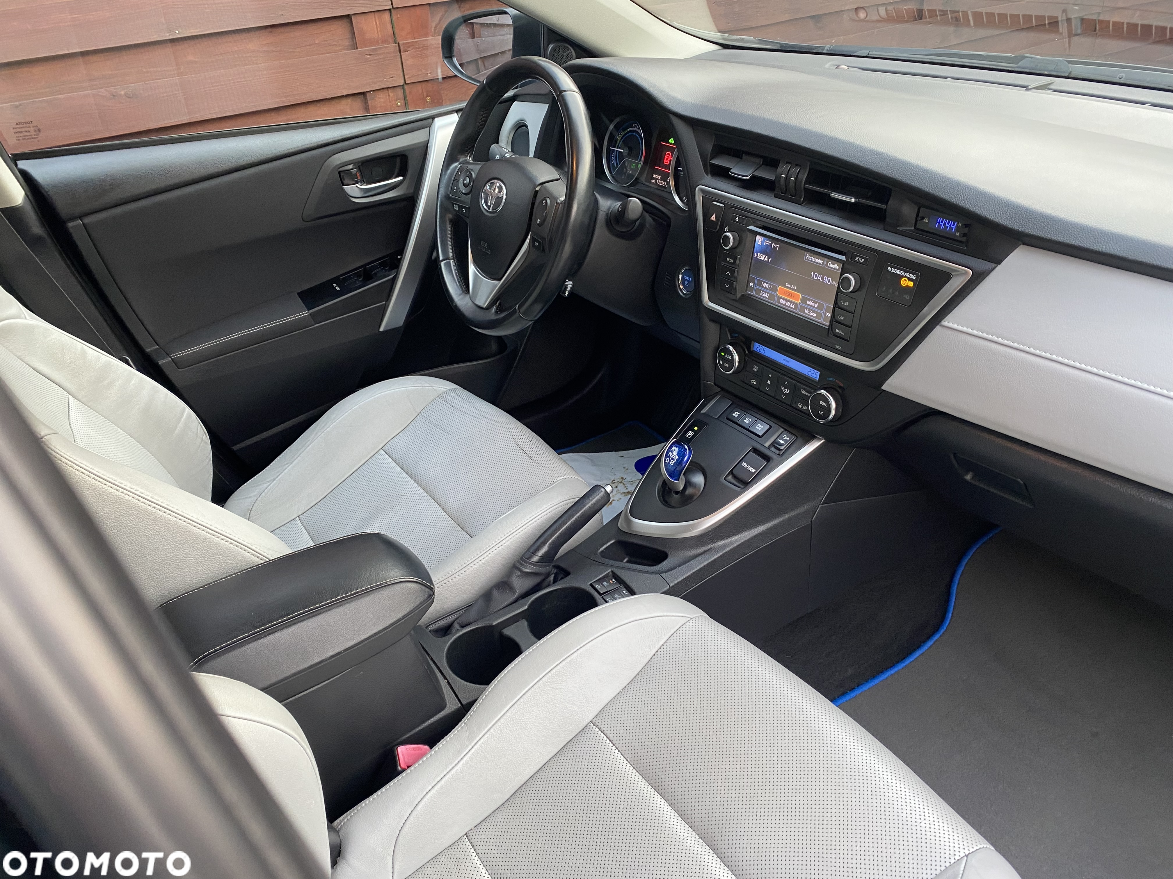 Toyota Auris 1.8 VVT-i Hybrid Automatik Executive - 13
