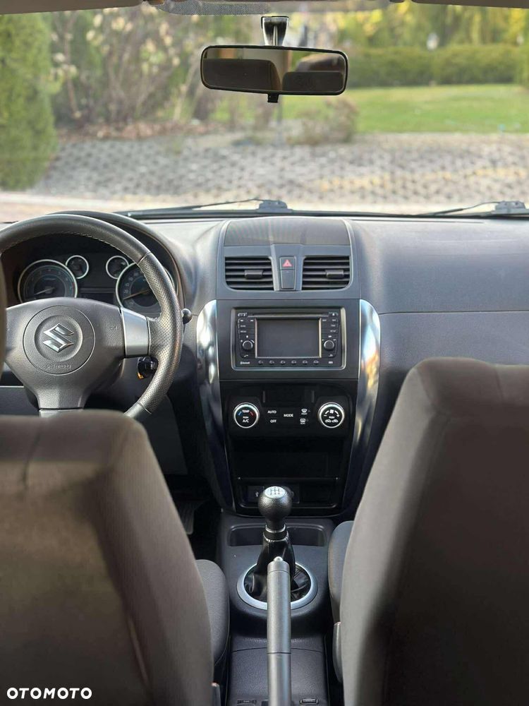 Suzuki SX4 1.6 Comfort Plus 4WD - 18