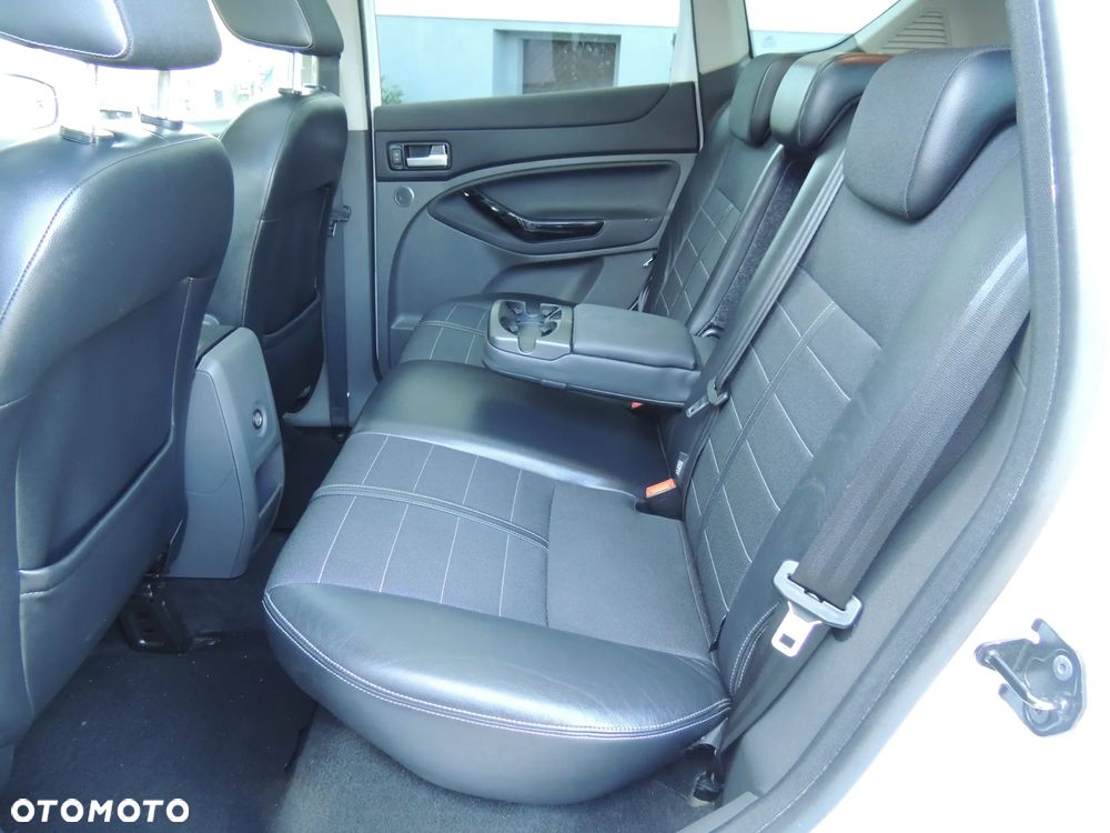 Ford Kuga 2.0 TDCi 4WD Titanium - 9