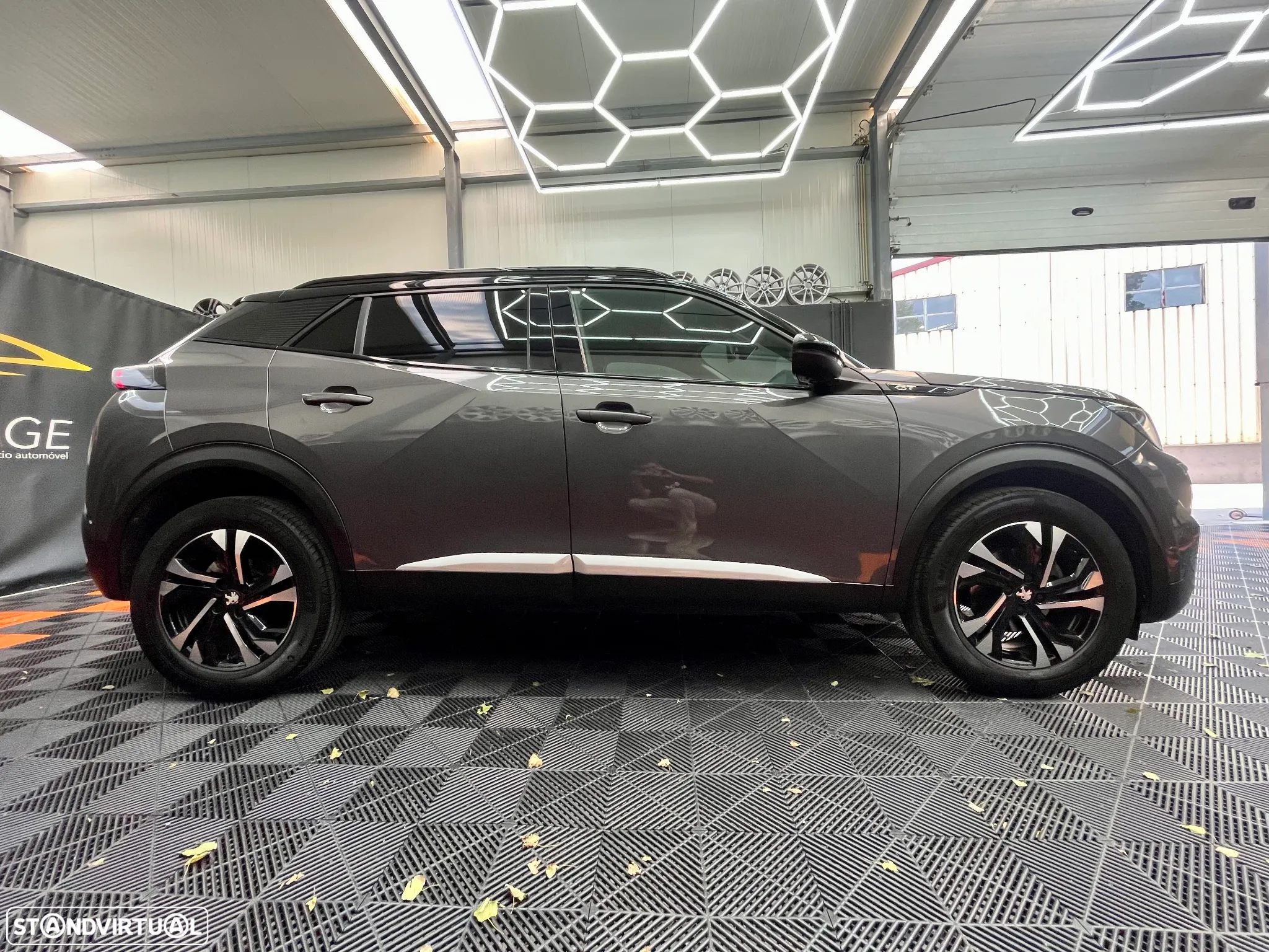 Peugeot 2008 1.5 BlueHDi GT - 12