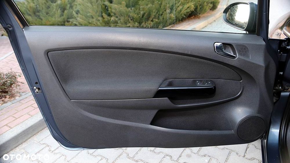 Opel Corsa - 27