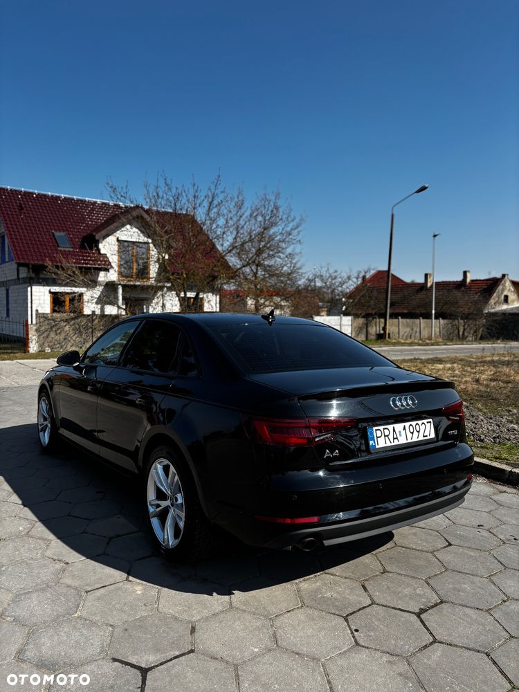 Audi A4 Limousine - 8