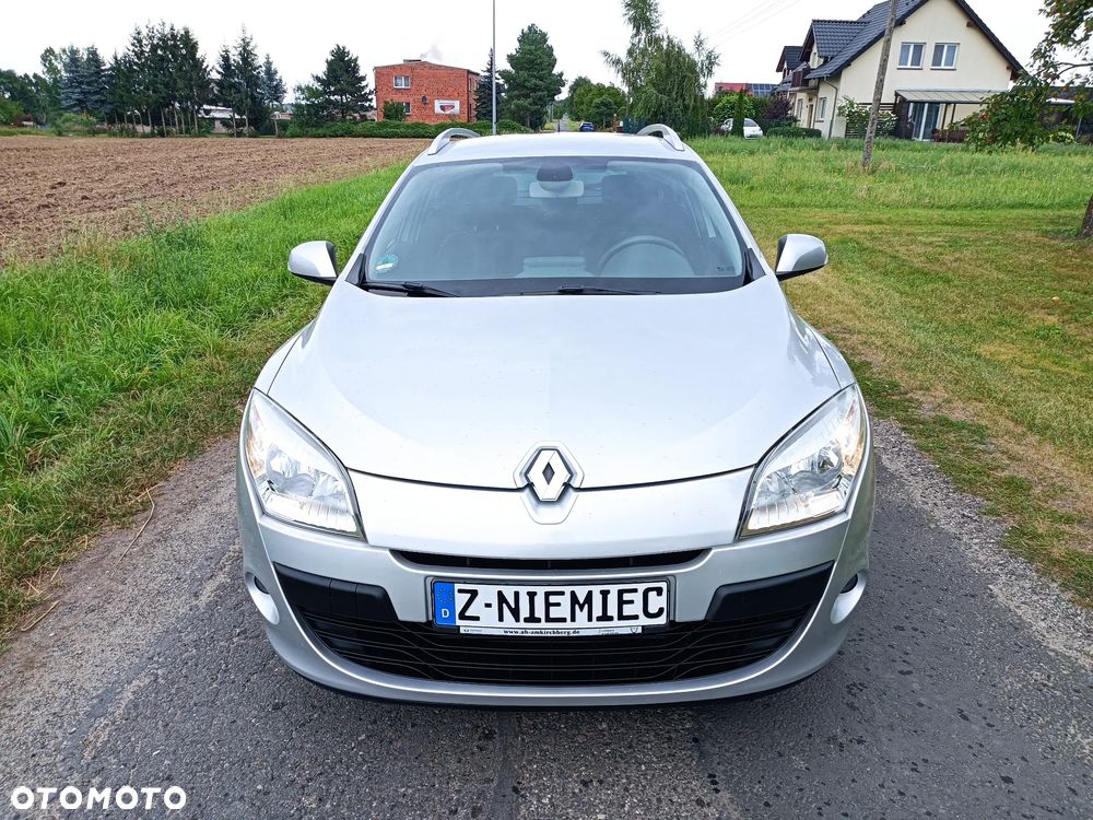 Renault Megane TCe 130 Night and Day - 30