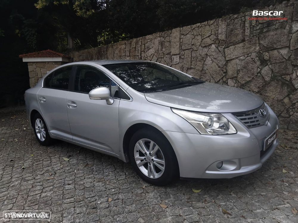 Toyota Avensis SD 2.0 D-4D Sol+GPS - 4