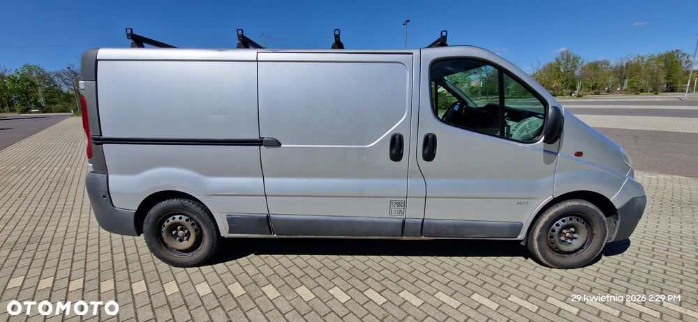 Opel Vivaro - 8