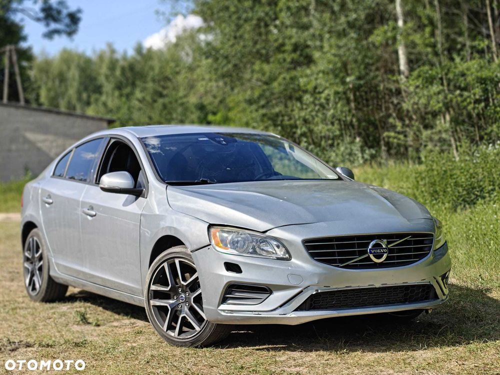Volvo S60 - 1