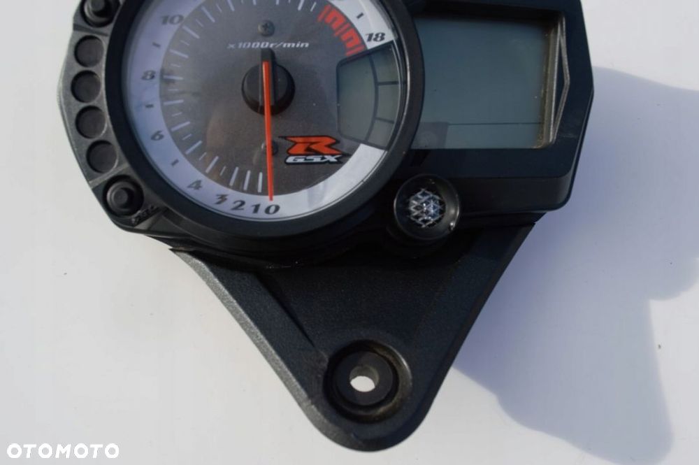 SUZUKI GSXR 600/750 K8 K9 LICZNIK ZEGARY - 2