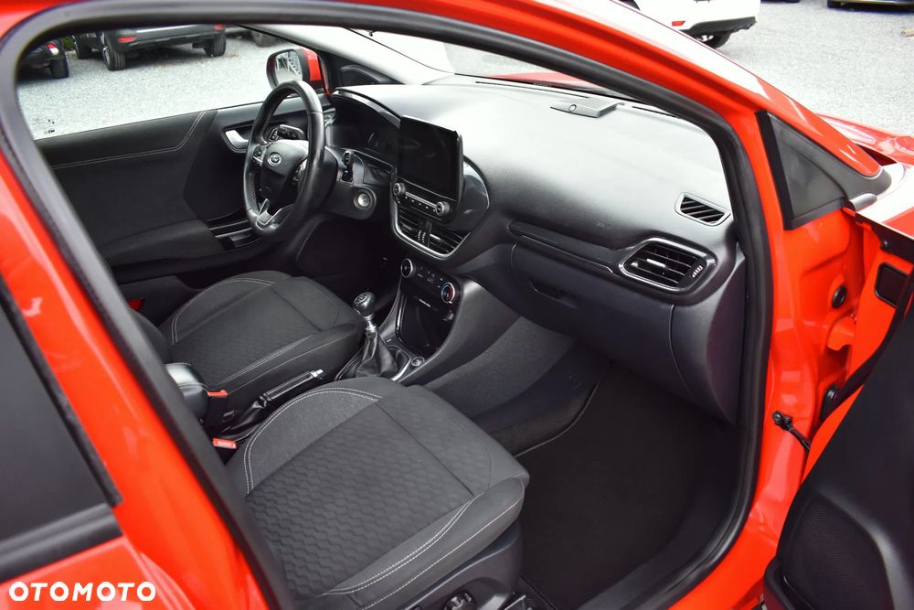 Ford Puma 1.5 EcoBlue TITANIUM - 36