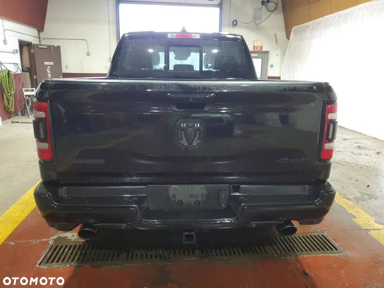 RAM 1500 Crew Cab Laramie - 6