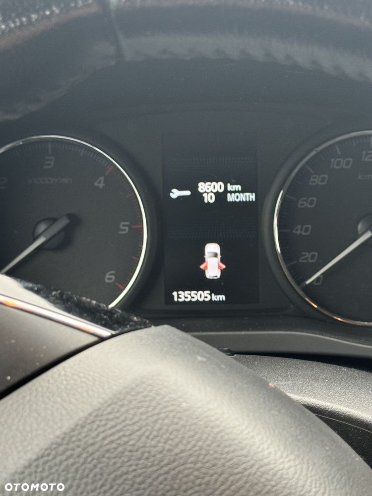 Mitsubishi Outlander 2.2 DID Intense + 4WD - 6