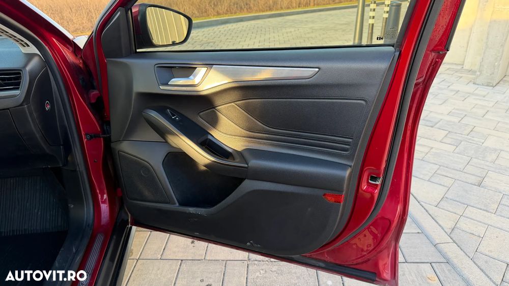 Ford Focus 1.5 EcoBlue Titanium - 26