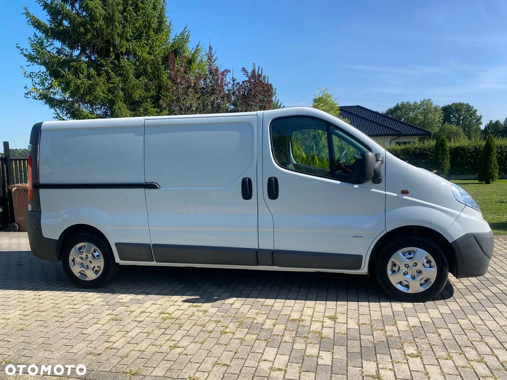 Opel Vivaro - 6