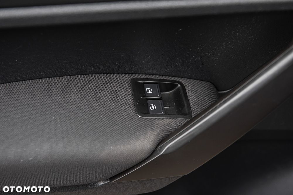 Volkswagen Caddy 2.0 (7-Si.) DSG Maxi Family - 17