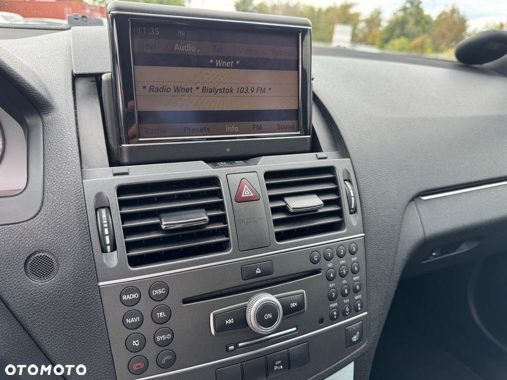 Mercedes-Benz Klasa C 300 T 7G-TRONIC Avantgarde - 39