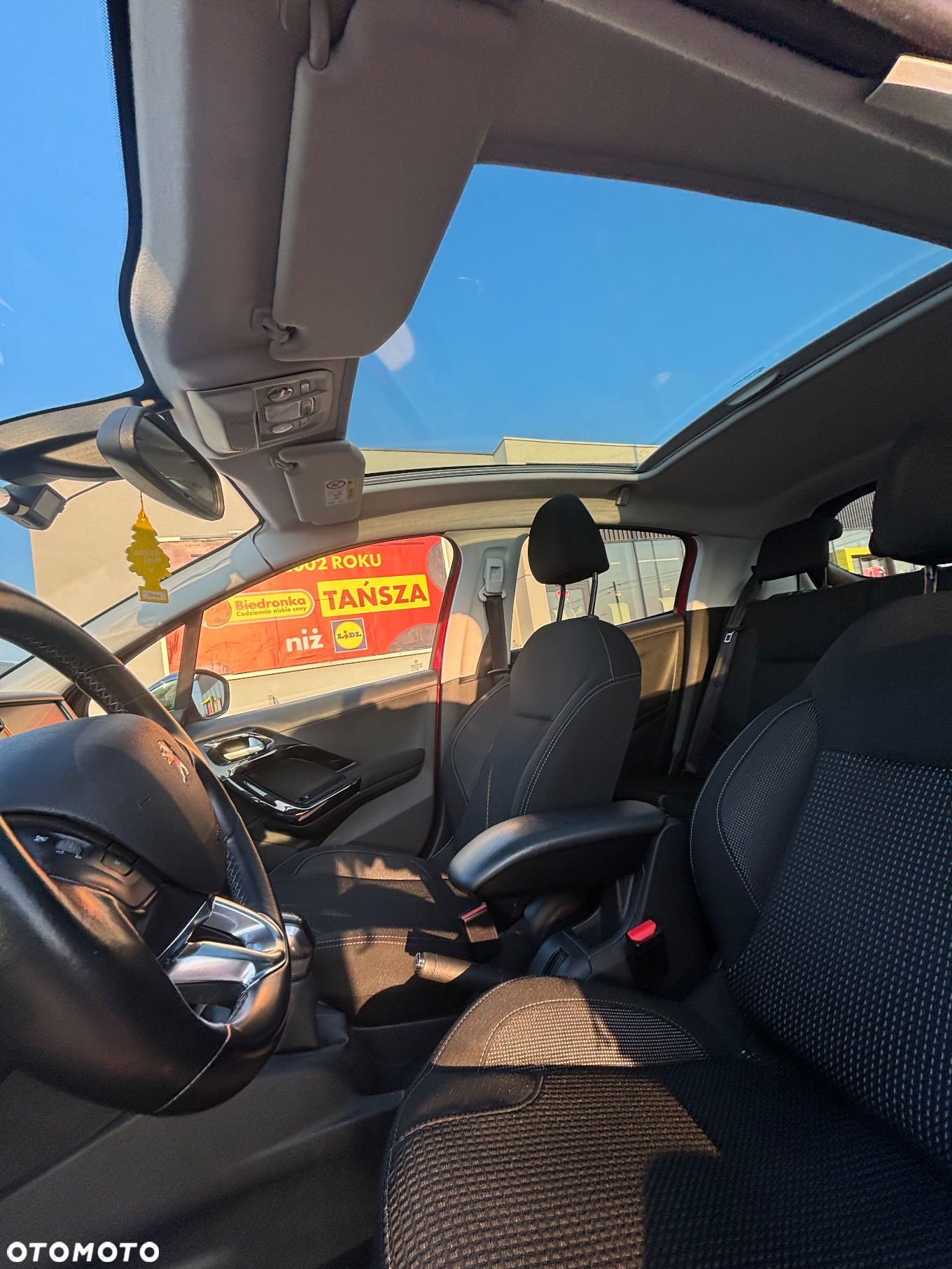 Peugeot 208 1.2 PureTech Allure - 7