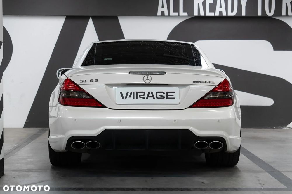 Mercedes-Benz SL 63 AMG - 22