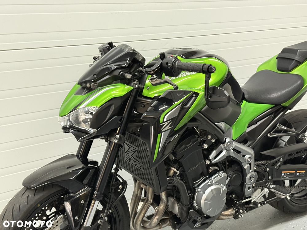 Kawasaki Z - 8