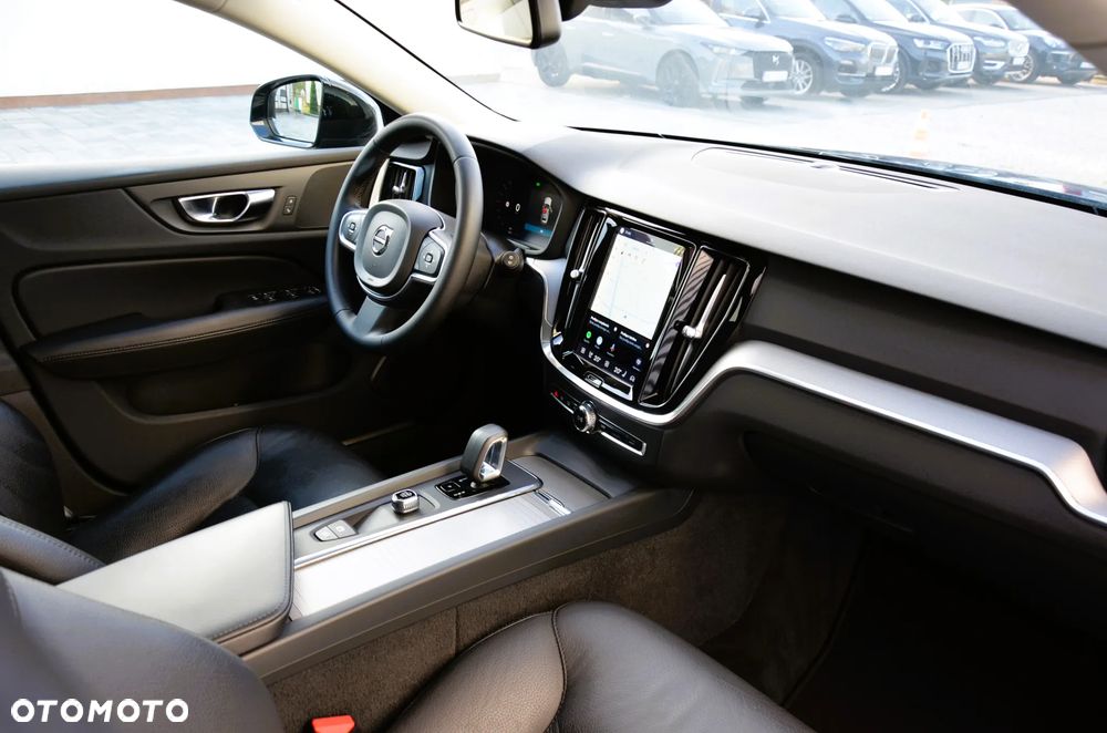 Volvo V60 B4 D Geartronic Momentum Pro - 21